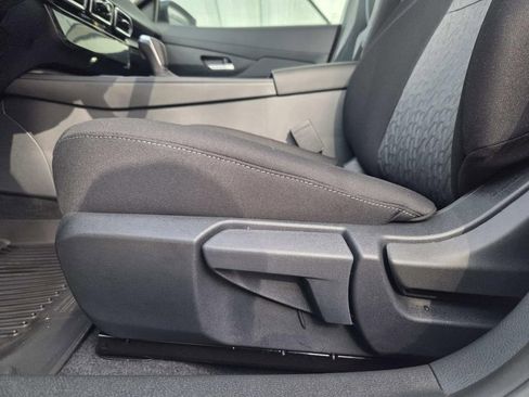 New 2026 Nissan Sentra SV w/ Floor Mat Package FWD image 8