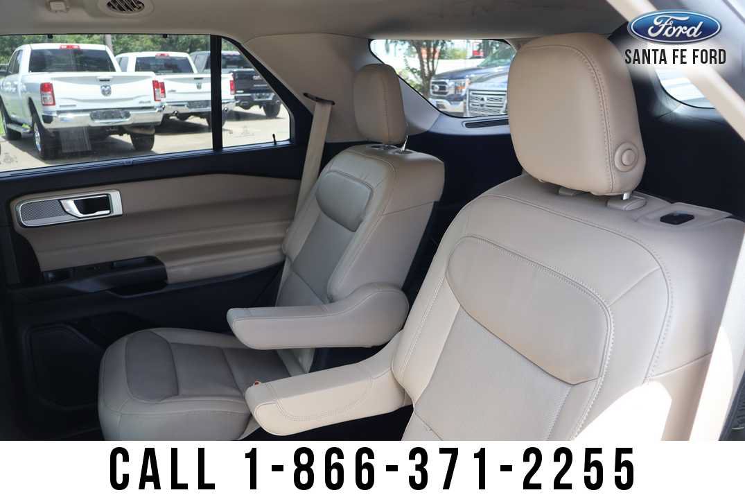Used 2020 Ford Explorer Limited w/ Class III Trailer Tow Package RWD image 22