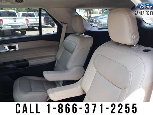 Used 2020 Ford Explorer Limited w/ Class III Trailer Tow Package RWD image 22