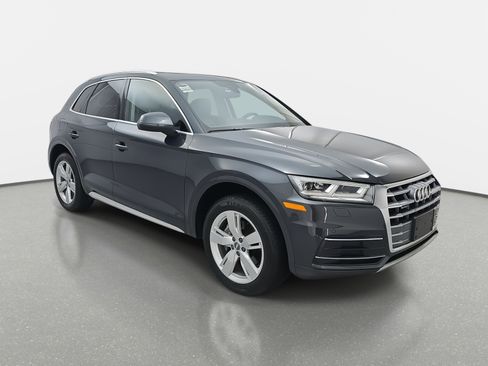Used 2019 Audi Q5 2.0T Premium Plus w/ Premium Plus Package image 3