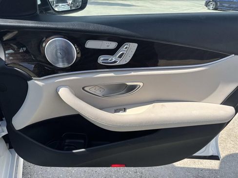 Used 2019 Mercedes-Benz E 300 image 13