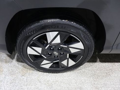 Used 2024 Hyundai Kona SEL image 8