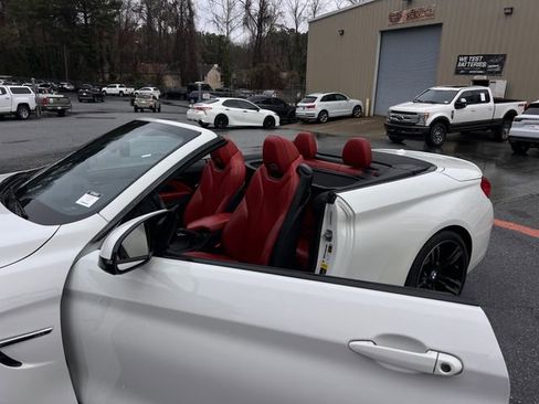 Used 2017 BMW M4 Convertible w/ Executive Package image 30