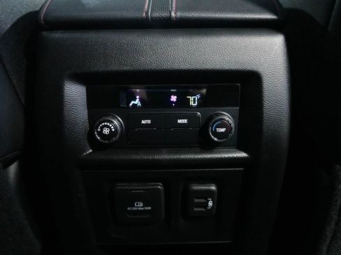Used 2023 Chevrolet Traverse RS w/ LPO, Floor Liner Package AWD/4WD image 38