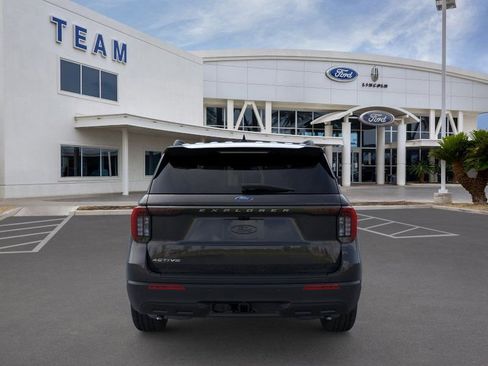 New 2026 Ford Explorer Active image 5