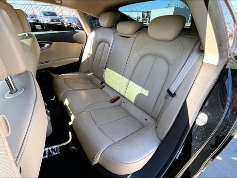 Used 2016 Audi A7 3.0T Premium Plus w/ 20" Wheel & Tire Package image 32