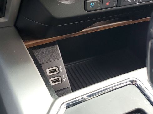 Used 2020 Ford F150 Lariat w/ Equipment Group 502A Luxury image 30