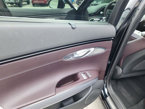 Used 2022 Genesis GV70 2.5T w/ Advanced Package image 20