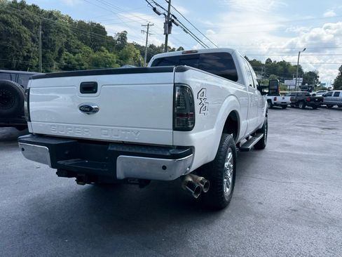 Used 2015 Ford F250 Lariat w/ Chrome Package image 42