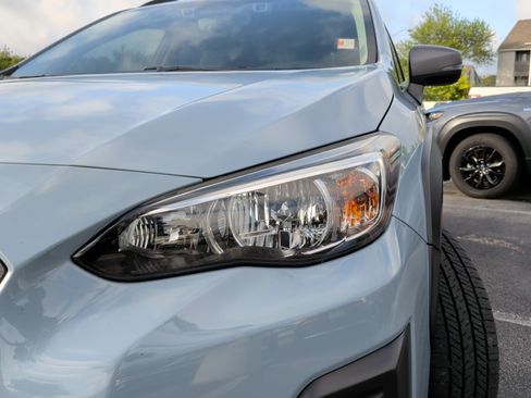 Used 2021 Subaru Crosstrek 2.5i Sport w/ Moonroof Package AWD/4WD image 3