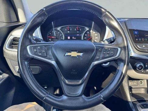 Used 2019 Chevrolet Equinox LT FWD image 30