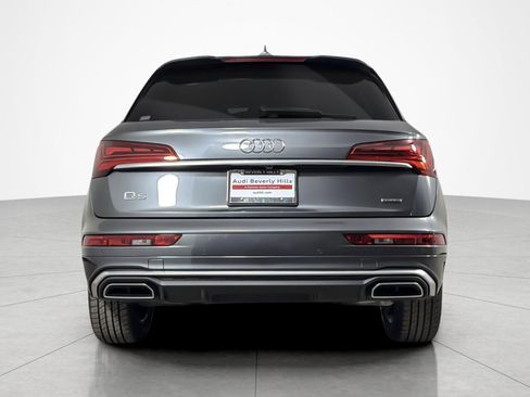 Used 2023 Audi Q5 2.0T Premium Plus w/ Premium Plus Package image 4