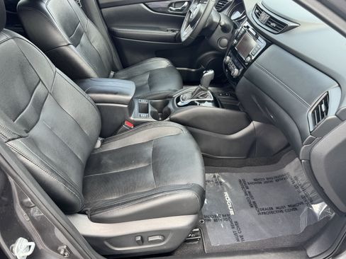 Used 2019 Nissan Rogue SL AWD/4WD image 15