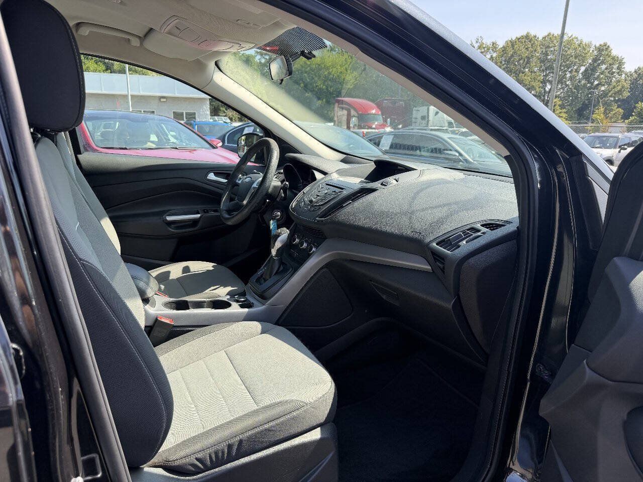 Used 2014 Ford Escape SE FWD image 12