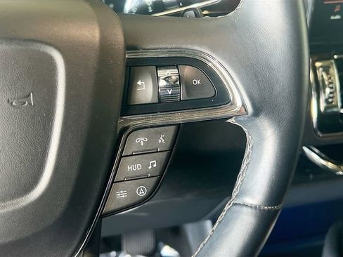Used 2024 Lincoln Navigator L Reserve AWD/4WD image 17