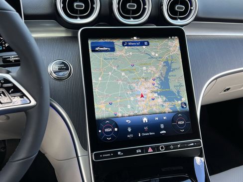 New 2026 Mercedes-Benz C 300 4MATIC Sedan image 18