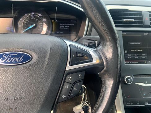 Used 2015 Ford Fusion SE w/ Equipment Group 202A FWD image 24