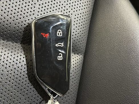 Used 2023 Volkswagen ID.4 Pro S AWD/4WD image 39