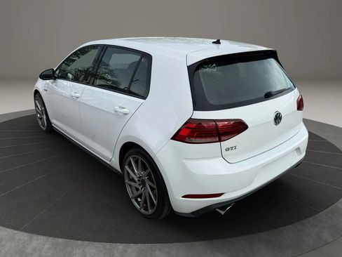 Used 2018 Volkswagen GTI S image 3