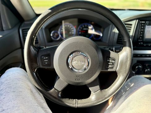 Used 2007 Jeep Grand Cherokee SRT8 w/ SRT Option Group I AWD/4WD image 27