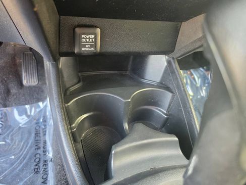Used 2011 Honda Fit Sport image 35