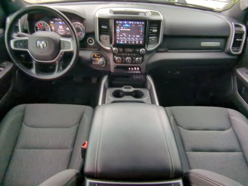 Certified 2022 RAM 1500 Big Horn w/ Night Edition AWD/4WD image 15