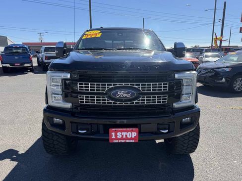 Used 2017 Ford F350 Platinum w/ Platinum Ultimate Package AWD/4WD image 2