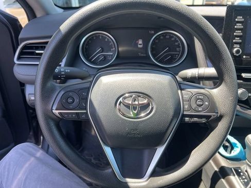 Used 2021 Toyota Camry LE AWD/4WD image 13