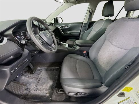 Certified 2019 Toyota RAV4 XLE w/ Convenience Package image 20
