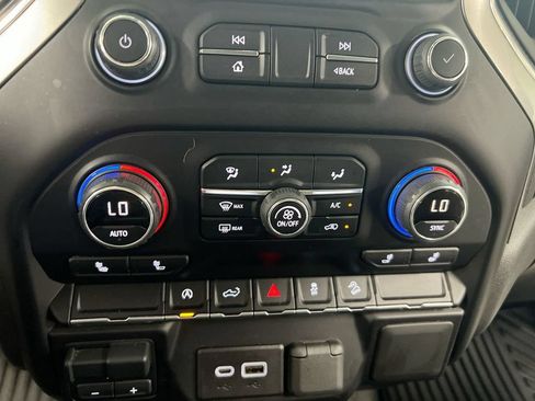 Used 2021 Chevrolet Silverado 1500 LT w/ Diesel Off-Road Package AWD/4WD image 16
