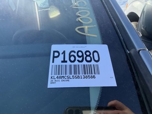 Used 2025 Buick Encore GX Preferred image 8