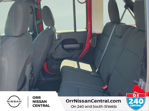 Used 2018 Jeep Wrangler Unlimited Sport S AWD/4WD image 13
