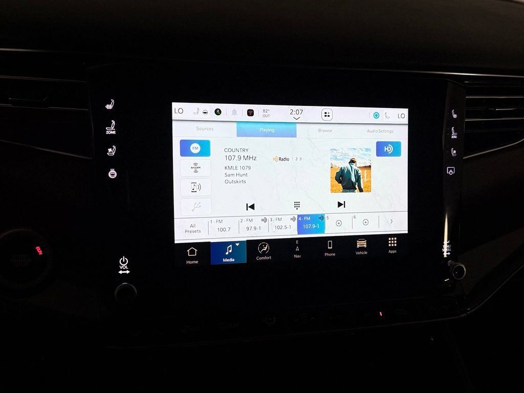 Certified 2023 Jeep Wagoneer 4WD image 16