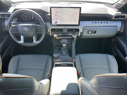 Used 2024 Toyota Tacoma 4x4 Double Cab Hybrid image 9