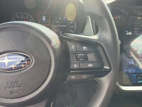 Used 2024 Subaru Crosstrek 2.0i Premium AWD/4WD image 27