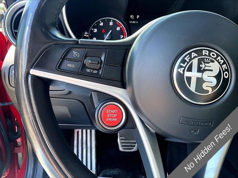 Used 2018 Alfa Romeo Giulia Ti w/ Quick Order Package 22X Lusso AWD/4WD image 16