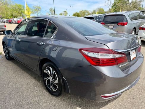 Used 2017 Honda Accord LX image 12