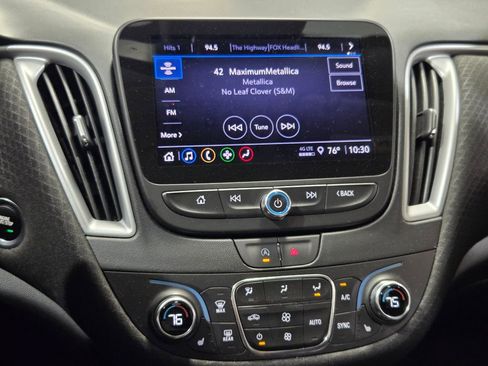 Used 2023 Chevrolet Malibu LT image 4