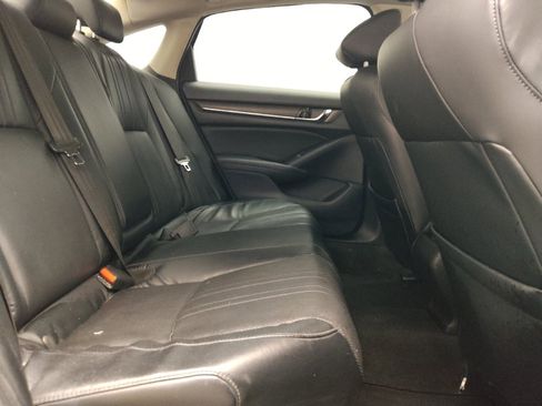 Used 2018 Honda Accord EX-L image 19