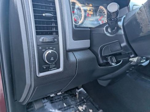 Used 2017 RAM 1500 Express image 9