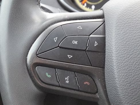 Used 2021 Jeep Cherokee Trailhawk image 19