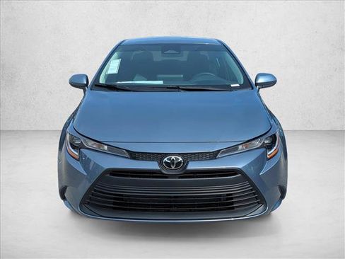 Used 2026 Toyota Corolla LE FWD image 2