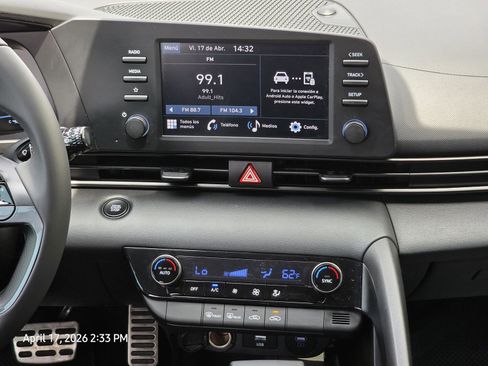 Certified 2025 Hyundai Elantra Sport FWD image 18