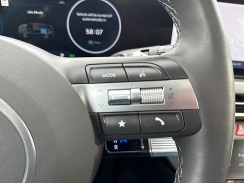 Used 2025 Hyundai Sonata Limited image 27