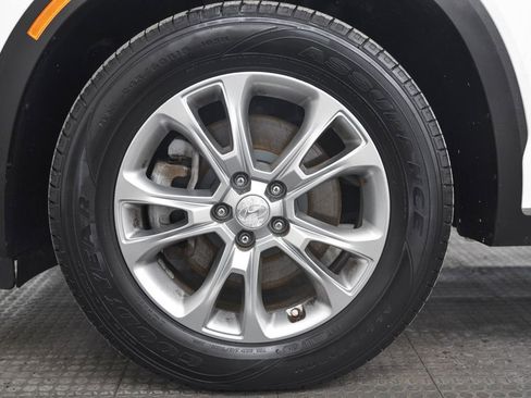 Used 2020 Hyundai Palisade SE image 8