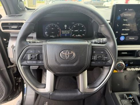 Used 2025 Toyota 4Runner TRD Off-Road Premium w/ Tow Technology Package AWD/4WD image 15