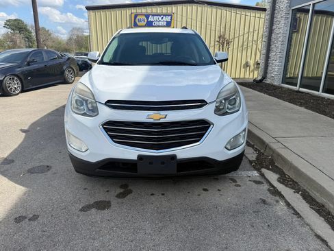 Used 2017 Chevrolet Equinox LT w/ Convenience Package FWD image 3