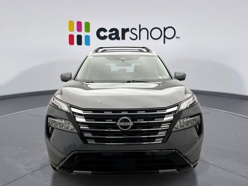 Used 2025 Nissan Rogue Platinum w/ Platinum Premium Package FWD image 8