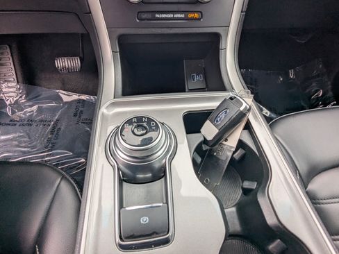 Used 2024 Ford Edge SEL image 22