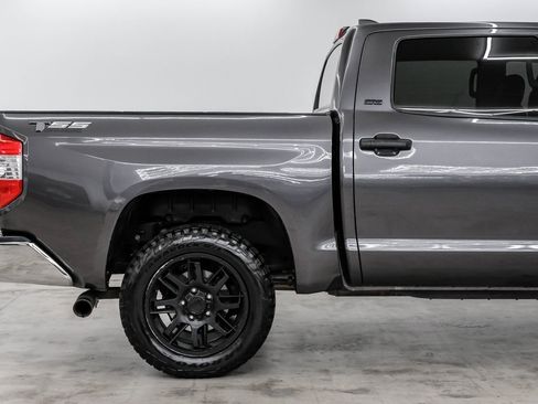 Used 2020 Toyota Tundra SR5 image 17